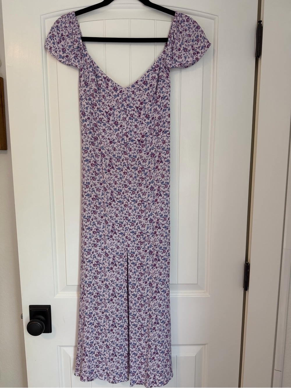 Reformation Baxley Muse Purple Floral Midi Dress with Cap Sleeves - Picture 5 of 8